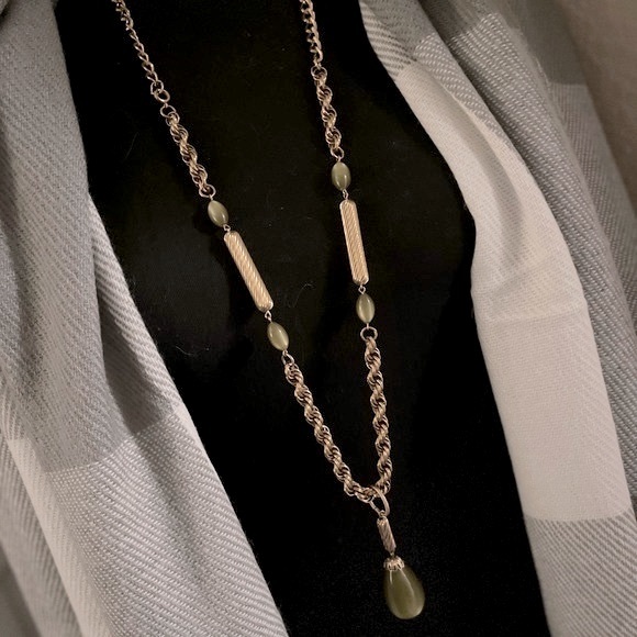 Vintage Sarah Coventry Moonglow Long Necklace and Clip on Earrings - Picture 5 of 15